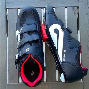 Peloton cycling shoes with cleats sz47